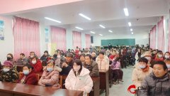 西平县芦庙初级中学召开九年级家长会